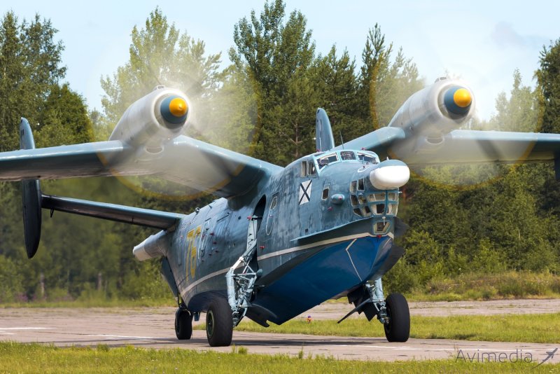 Самолёт амфибия бе-12