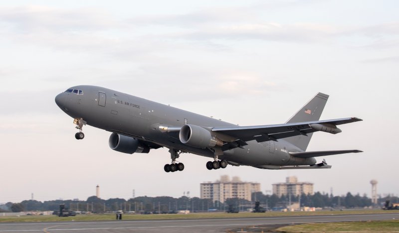 Самолет-заправщик Kc-46 Pegasus