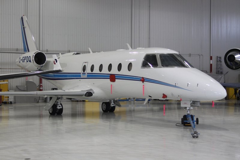 CL-300 самолет