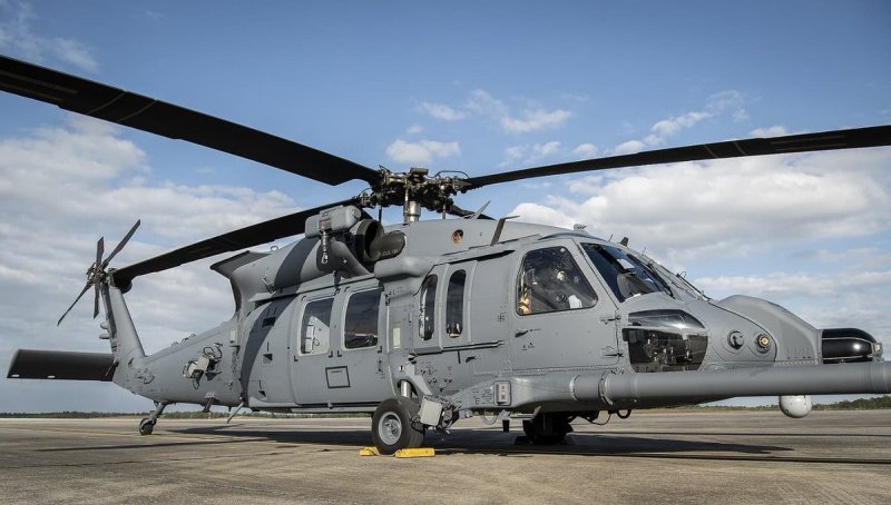 Вертолет Sikorsky HH-60w