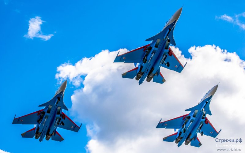 Военные самолеты Стрижи