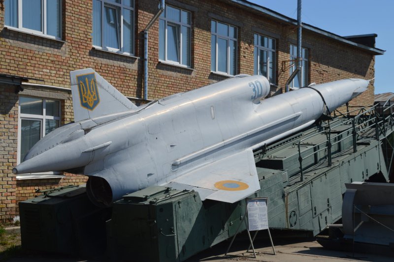 Беспилотник Стриж ту-141