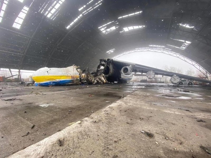 АН-225 Мрия Гостомель