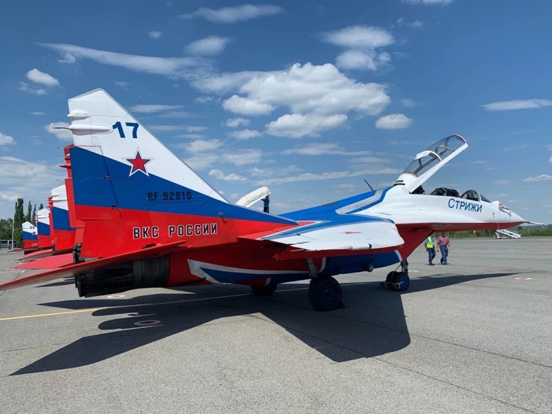 Стрижи пилотажная группа в Пензе