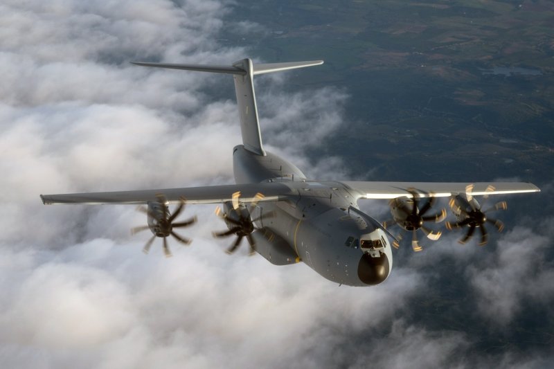 A400m самолет