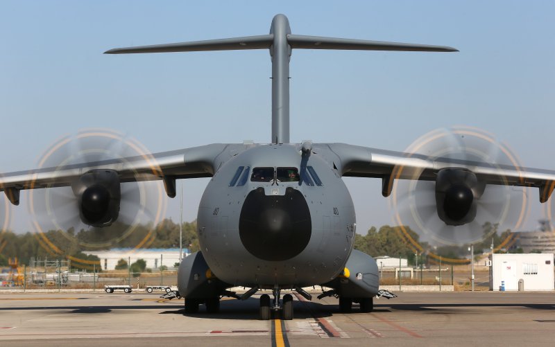 Airbus a400m грузовой отсек