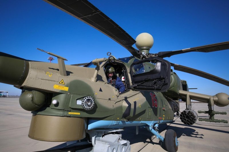 Ми-28 кабина