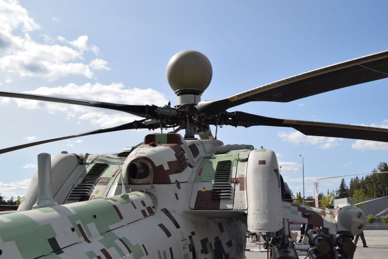 Ми-28нэ хвостовая балка