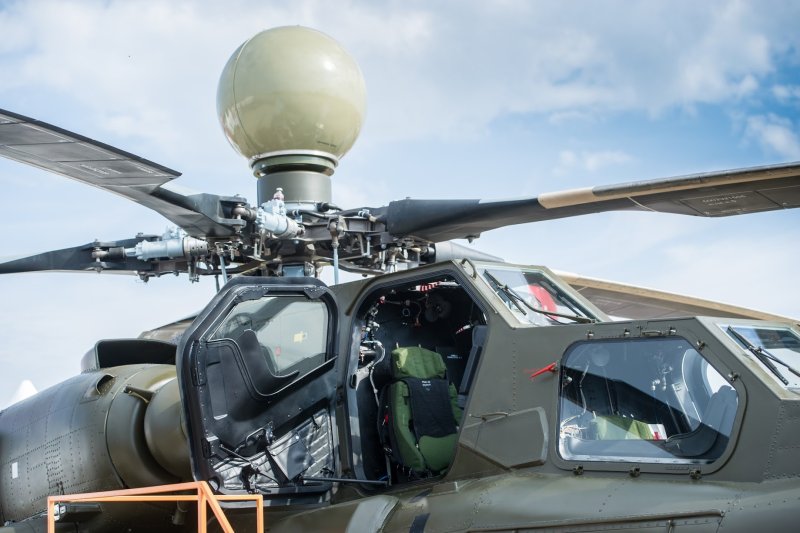 Ми-28 кабина