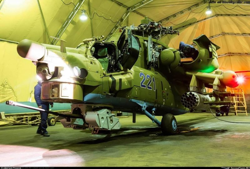 Ми 28 грузовой отсек