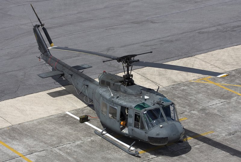 Белл uh-1 «ирокез»