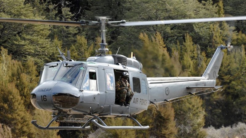 Bell Huey II uh-1h