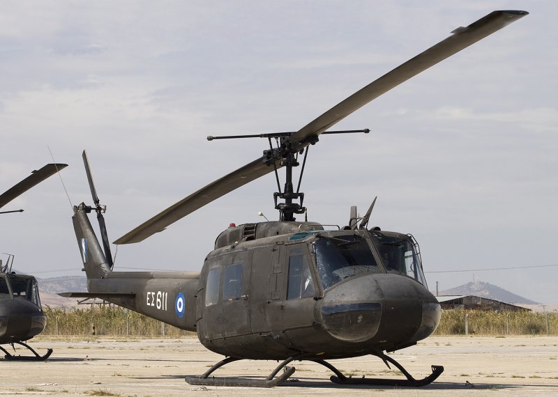 Bell uh-1 Iroquois вертолёты США