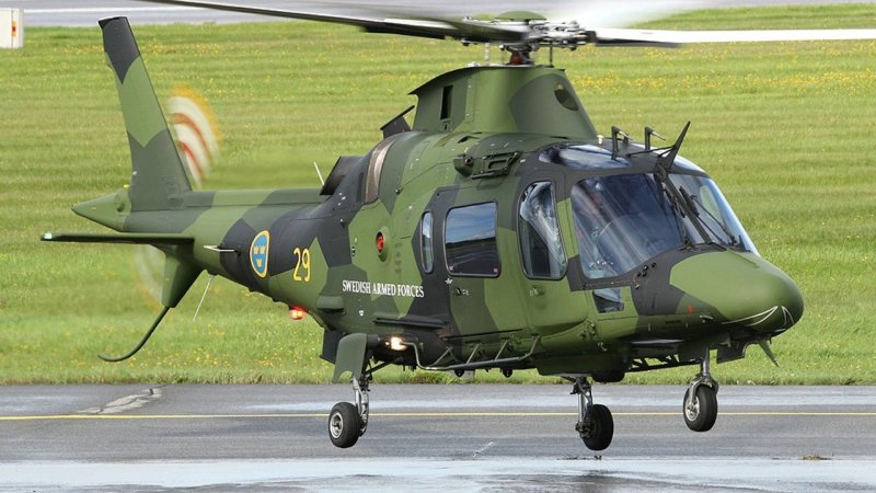 Agusta a.109 фото