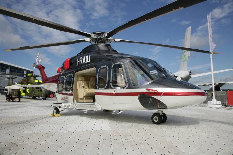 Вертолет Agusta aw139
