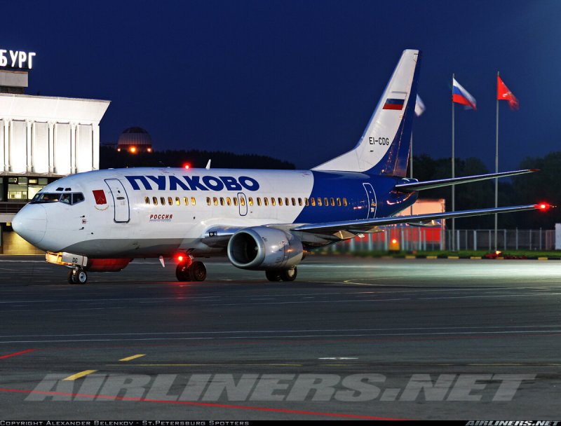 Самолёт Боинг 737 победа Пулково