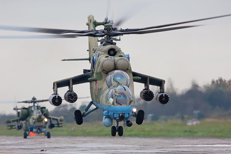 Ми-24 армейский ударный вертолёт