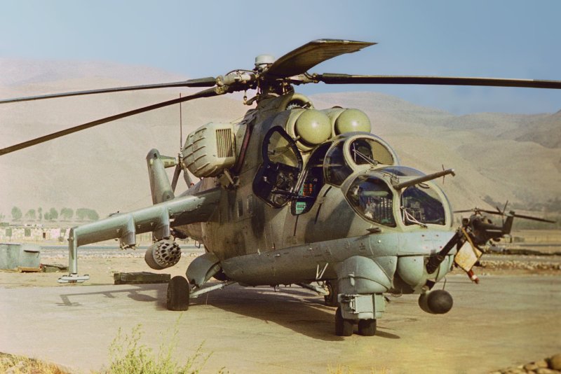 Ми-24 вертолёт в Афгане