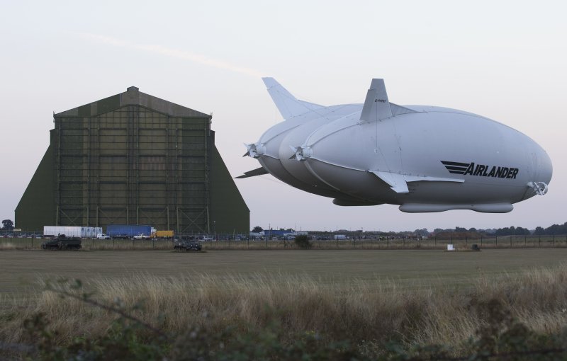 Английский Airlander 10, компании Hybrid Air vehicles