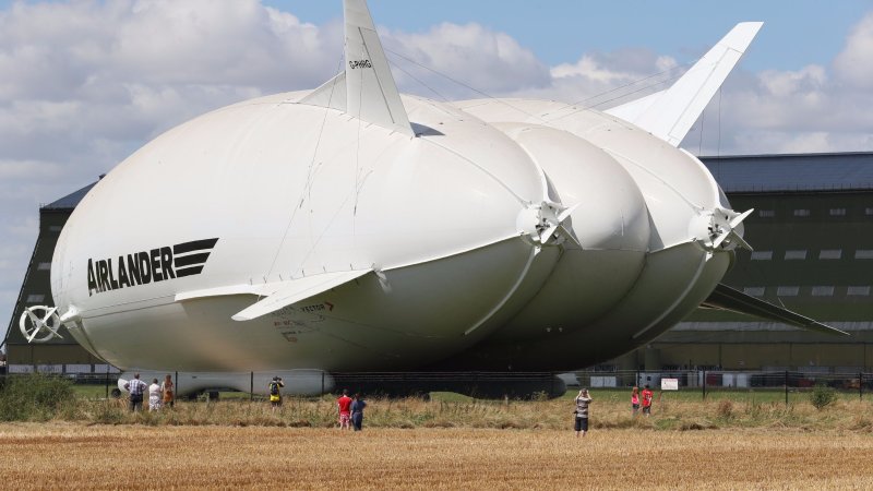 Airlander 10 — гибридный дирижабль