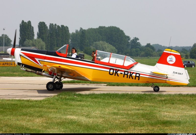 Zlin 526f