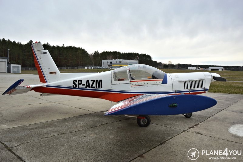 Zlin z-142 Military
