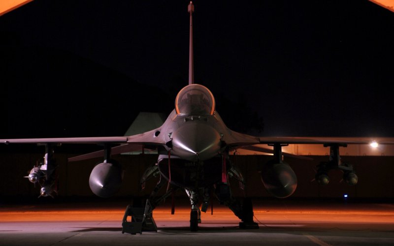 F16 Night