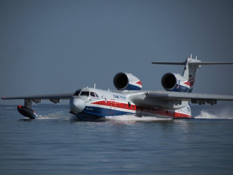 Самолет-амфибия бе-200