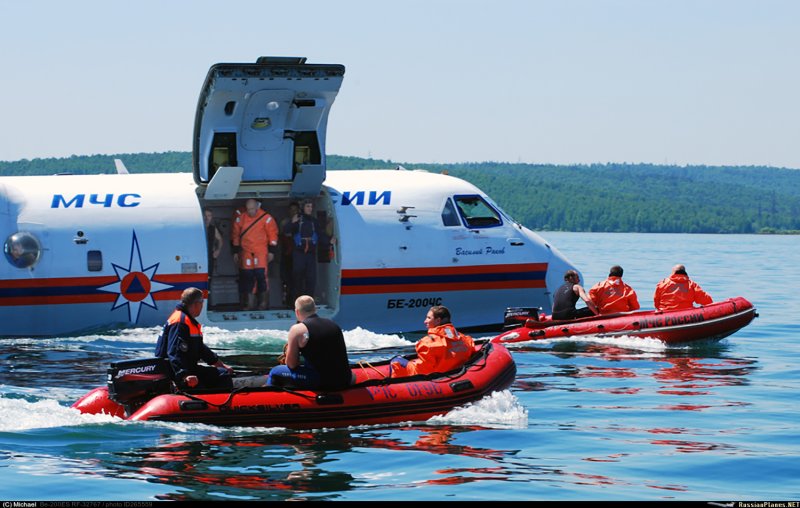 Самолёт-амфибия бе-200чс