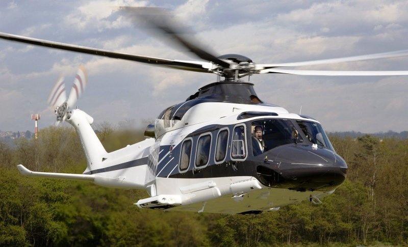 Итальянский вертолет AGUSTAWESTLAND aw139