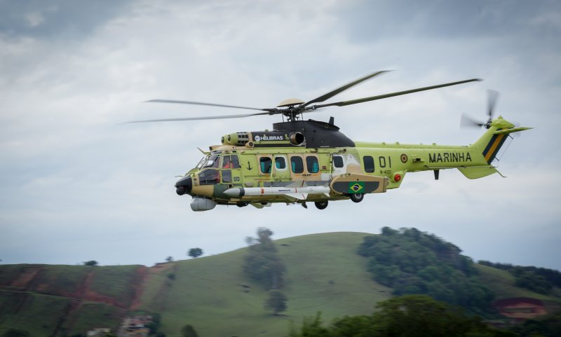 H225 вертолет