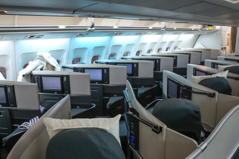 Airbus a340 салон