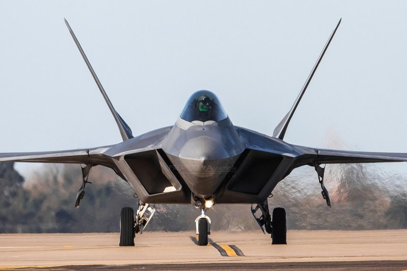 Самолет f-22a "Raptor"
