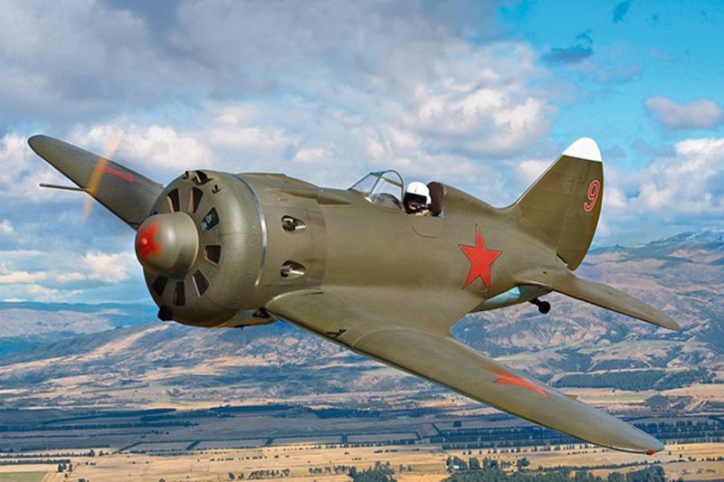 И-16 самолет