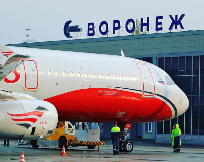 Аэропорт Воронеж самолеты