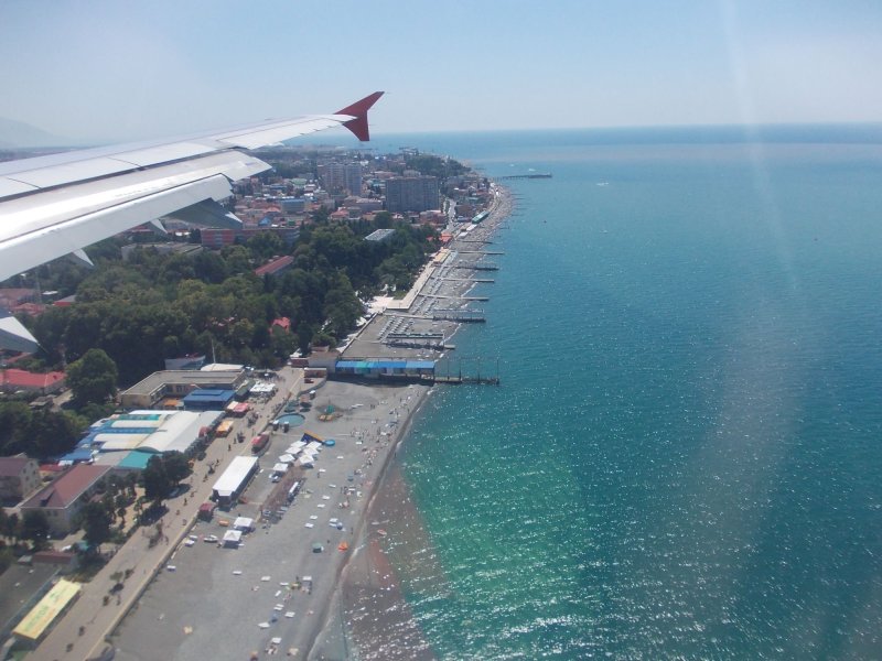 Аэропорт Сочи-Адлер море