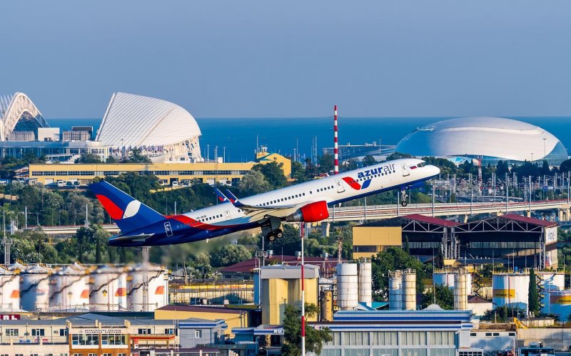 757-200 Azur Air