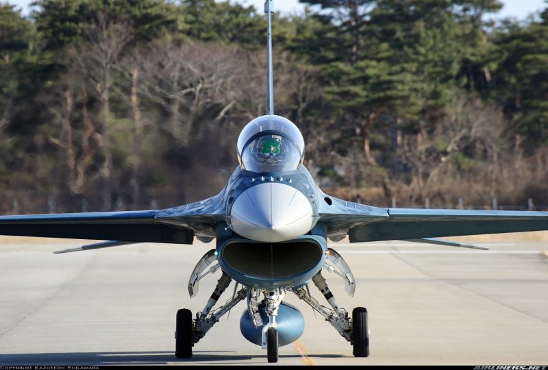 Японский истребитель Mitsubishi f2