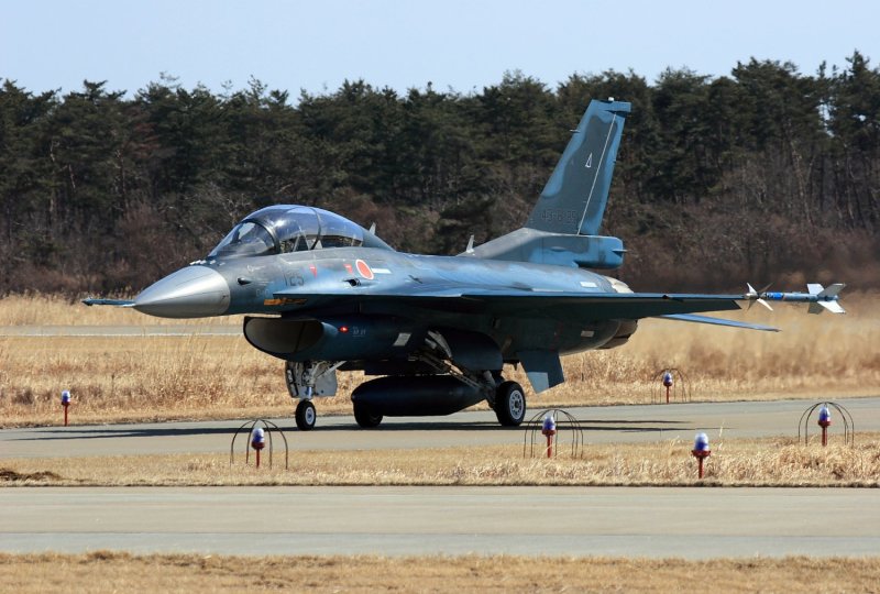 Mitsubishi f-1, Air Force