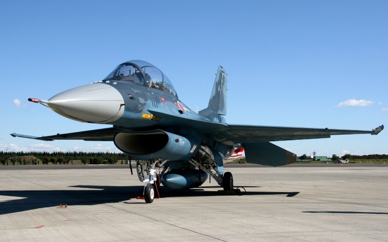 Mitsubishi f-2