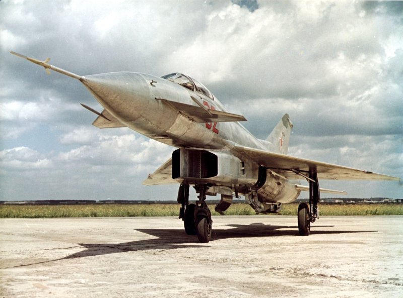 Самолет е-8 Микояна