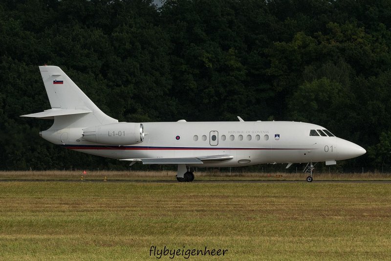 Dassault Falcon 2000ex фото