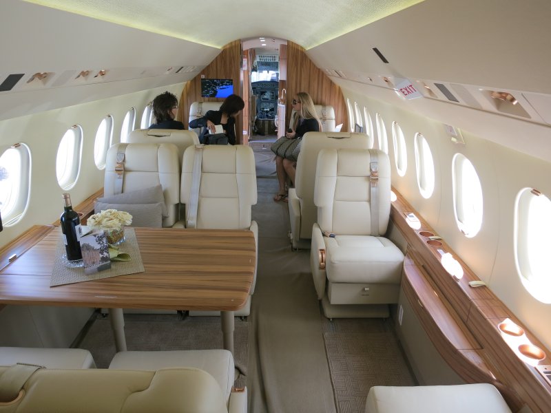 Dassault Falcon 2000
