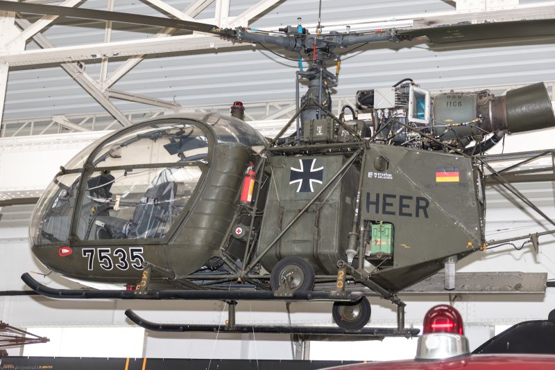Alouette II вертолет