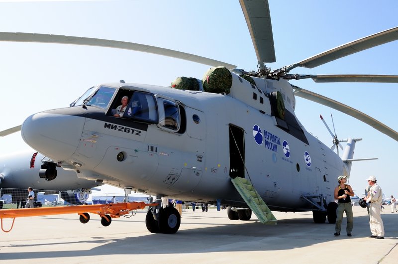 Тяжелый вертолет ми-26