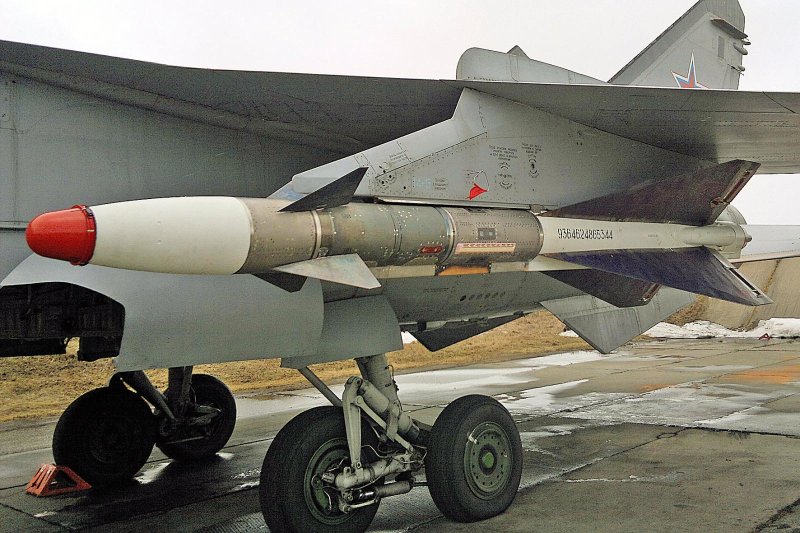Миг-25 р-40