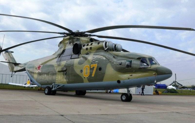 Транспортный вертолет ми-26