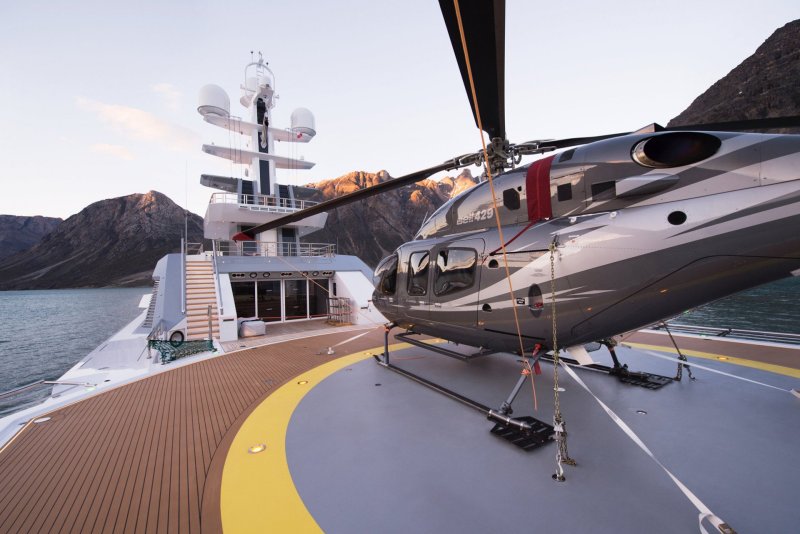 Cloudbreak Yacht
