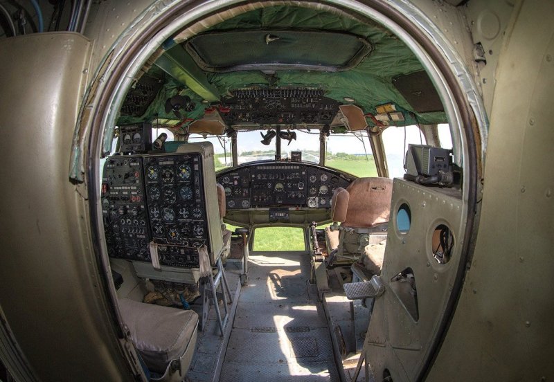 Ми-10 вертолет кабина