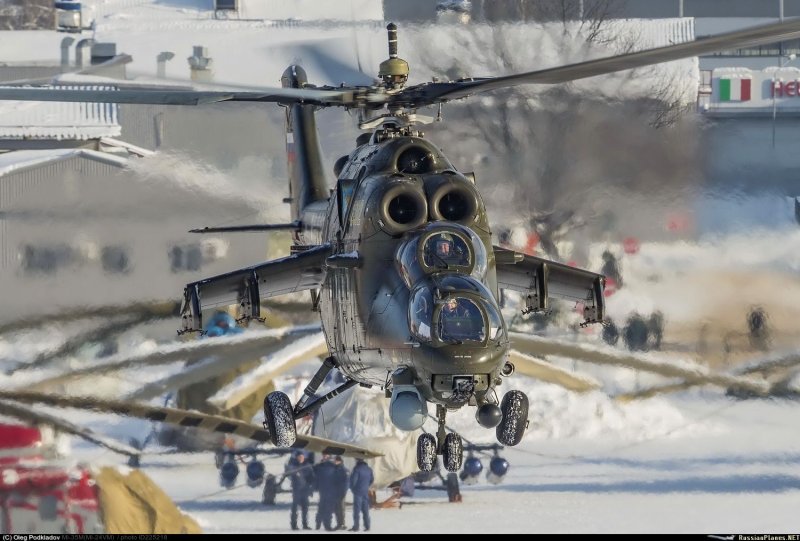 Ми-35 военно-транспортный самолёт